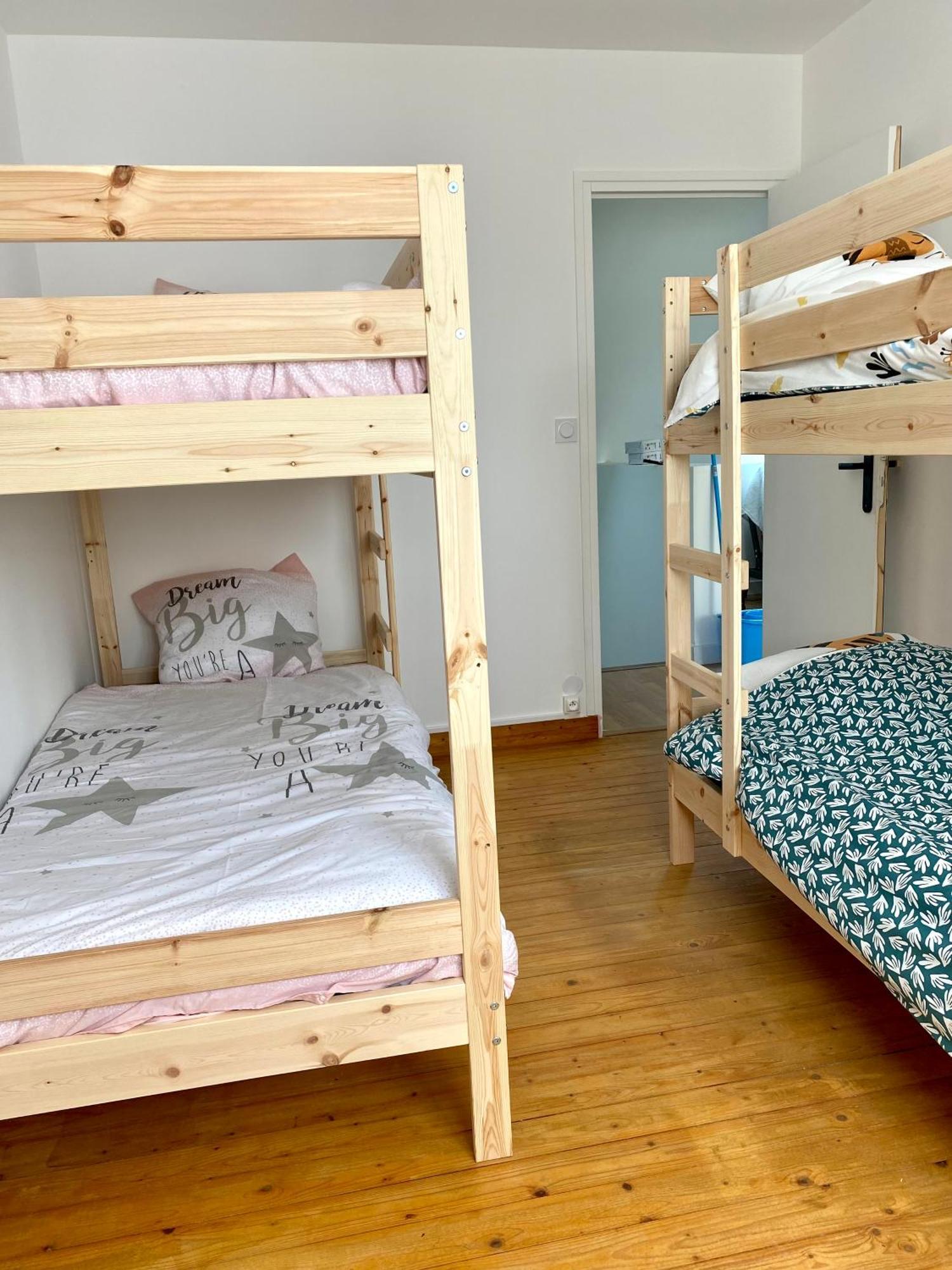 Maison Ideale Avec Enfant Порсподе Екстериор снимка